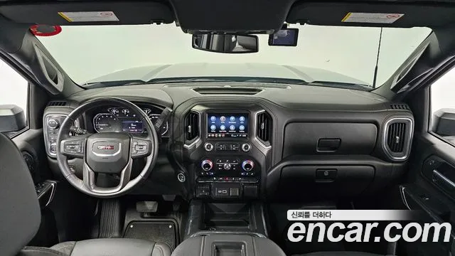 GMC Sierra — интерьер