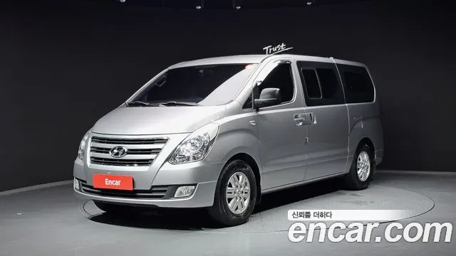 Hyundai Starex