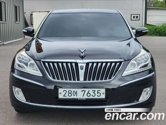 Hyundai Equus