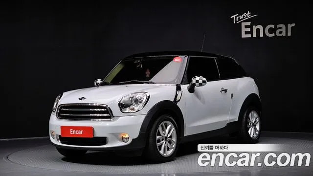 MINI Paceman