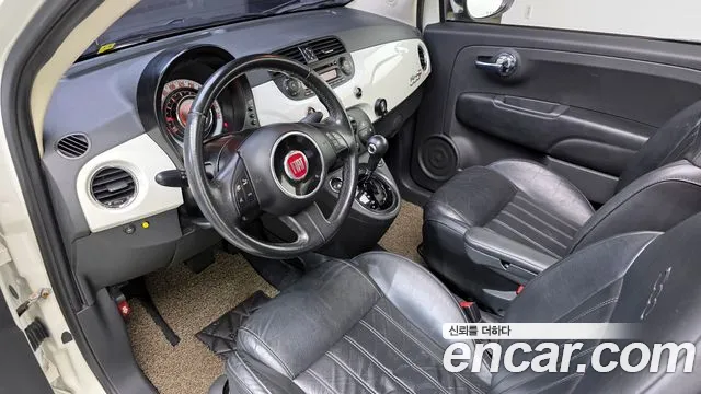 Fiat 500 — интерьер