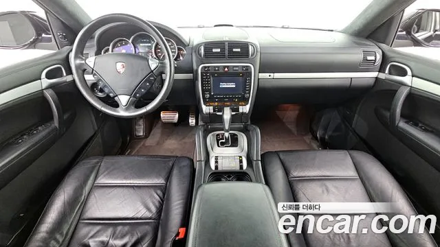 Porsche Cayenne — интерьер