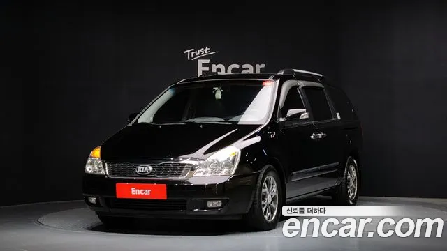 Kia Carnival — экстерьер
