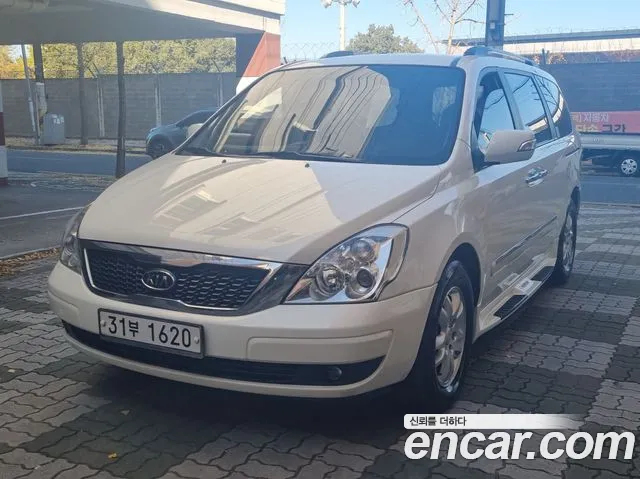 Kia Carnival — экстерьер