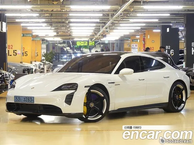 Porsche Taycan