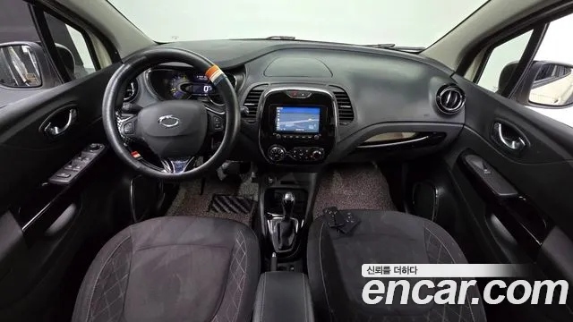 Renault Korea QM3 — интерьер