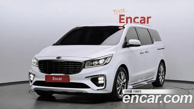 Kia Carnival — экстерьер