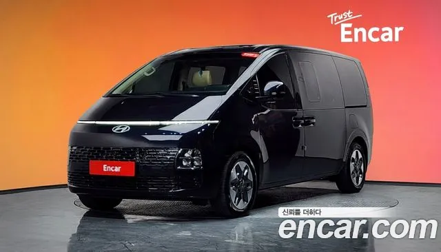 Hyundai Staria