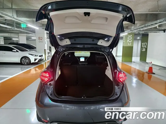 Renault Korea Zoe — интерьер