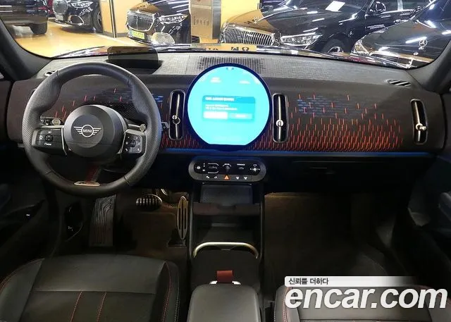 MINI Countryman — интерьер