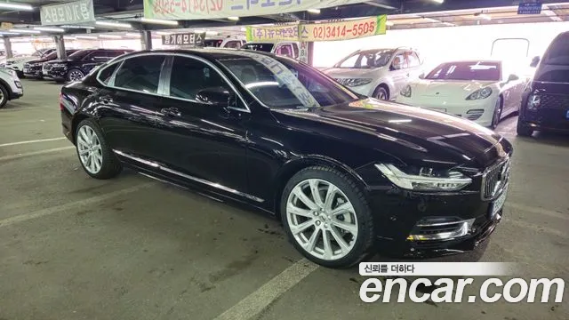 Volvo S90