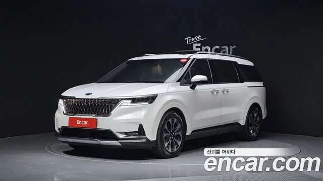 Kia Carnival — экстерьер