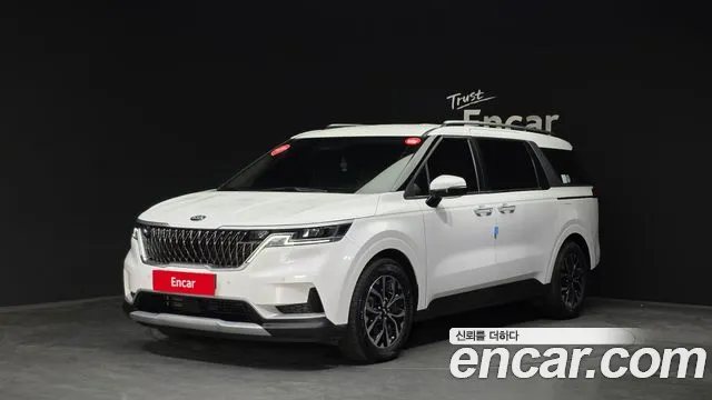 Kia Carnival — экстерьер