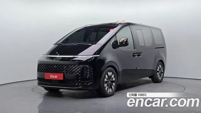 Hyundai Staria