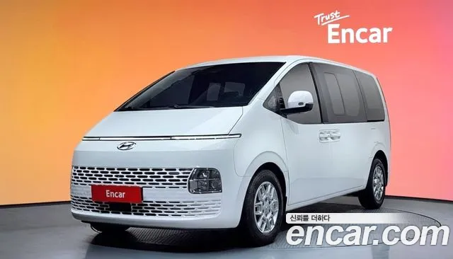 Hyundai Staria