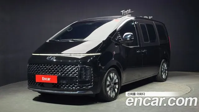 Hyundai Staria