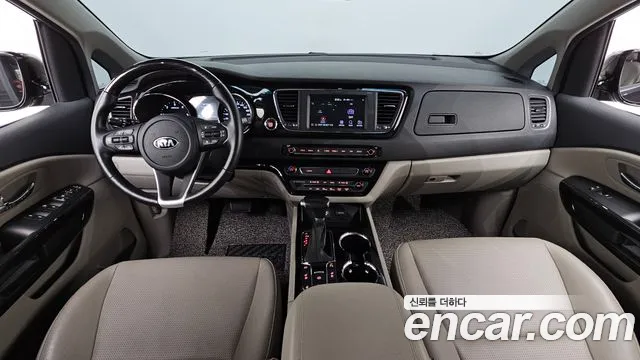 Kia Carnival — интерьер