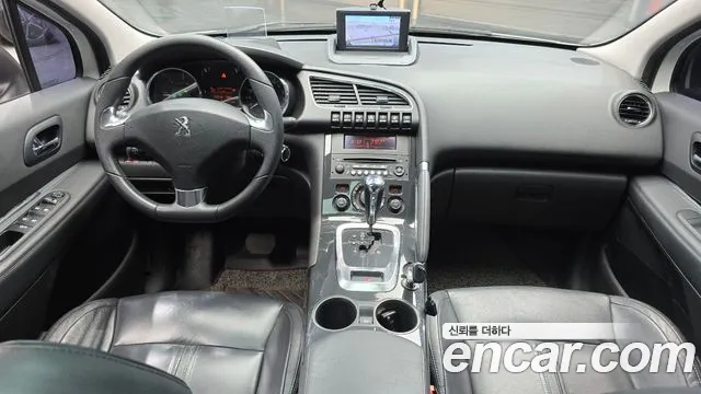 Peugeot 3008 — интерьер