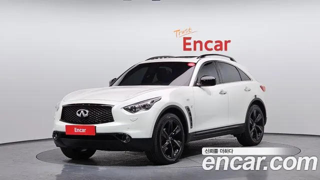 Infiniti QX70