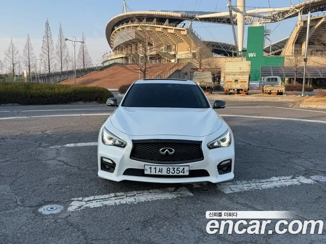 Infiniti Q50