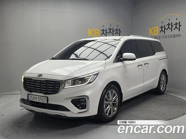 Kia Carnival — экстерьер