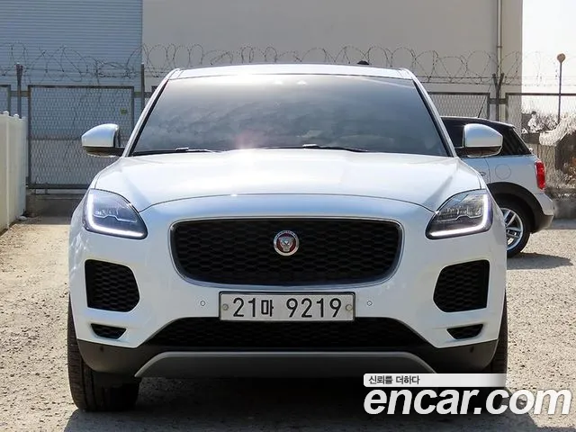 Jaguar E-Pace