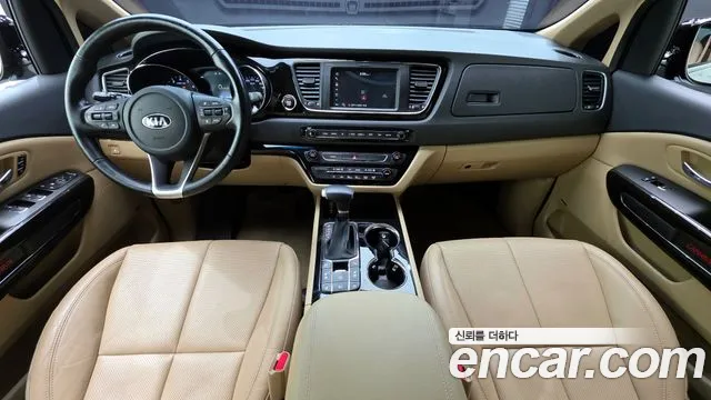 Kia Carnival — интерьер