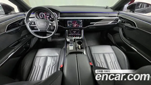 Audi A8 — интерьер