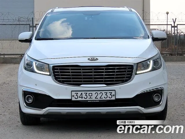 Kia Carnival — экстерьер
