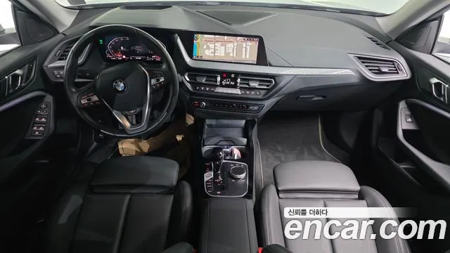 BMW 2 серия — интерьер