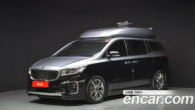 Kia Carnival — экстерьер