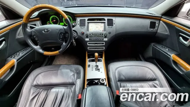 Hyundai Grandeur — интерьер