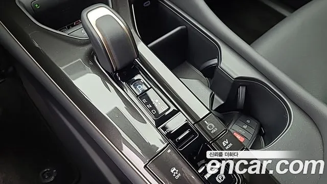 Toyota Crown — интерьер