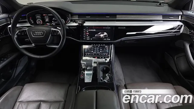 Audi A8 — интерьер