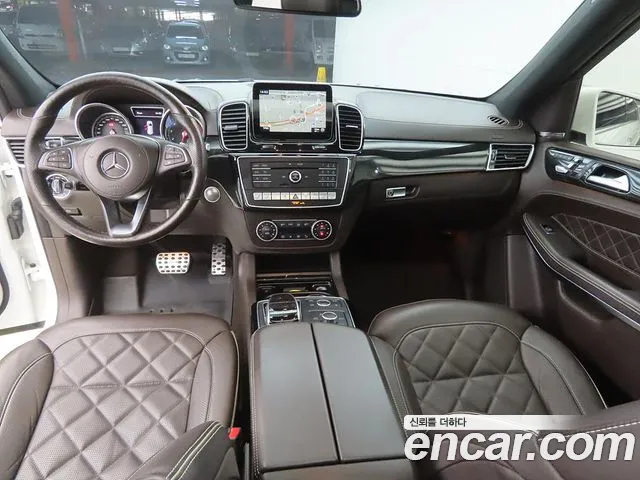 Mercedes-Benz GLS-класс — интерьер
