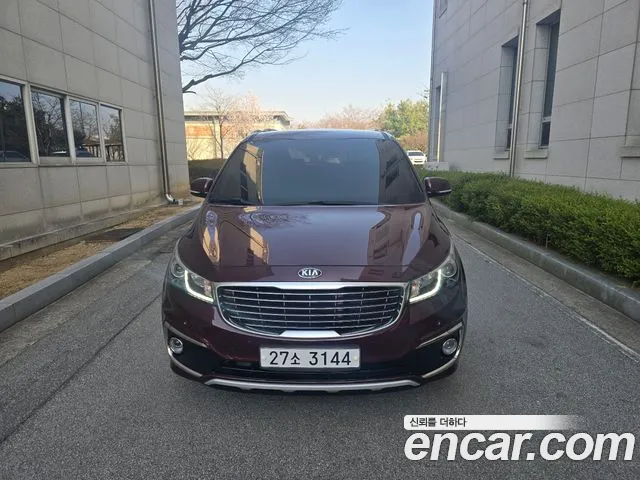 Kia Carnival — экстерьер