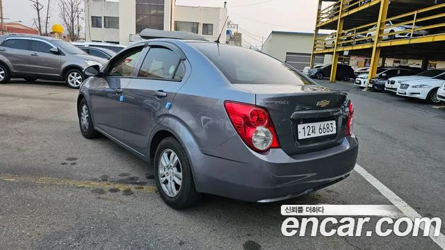 Chevrolet Korea Aveo — интерьер