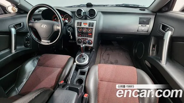 Hyundai Tuscani — интерьер