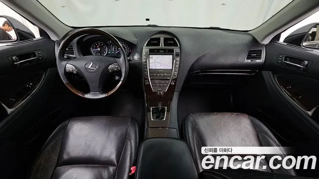 Lexus ES — интерьер