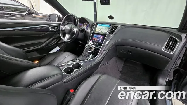 Infiniti Q60 — интерьер