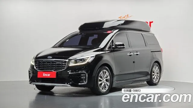 Kia Carnival — экстерьер