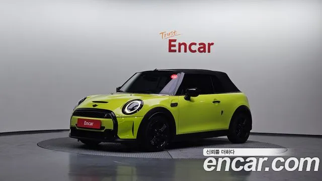 MINI Cooper Convertible