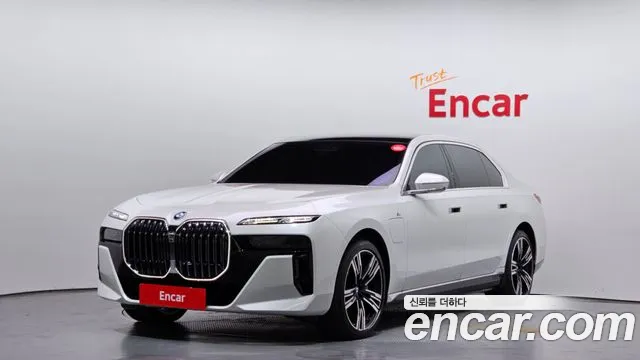 BMW 7 серия