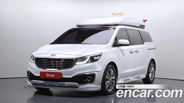 Kia Carnival — экстерьер