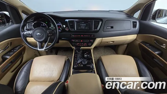 Kia Carnival — интерьер