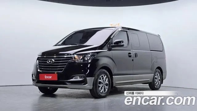 Hyundai Starex
