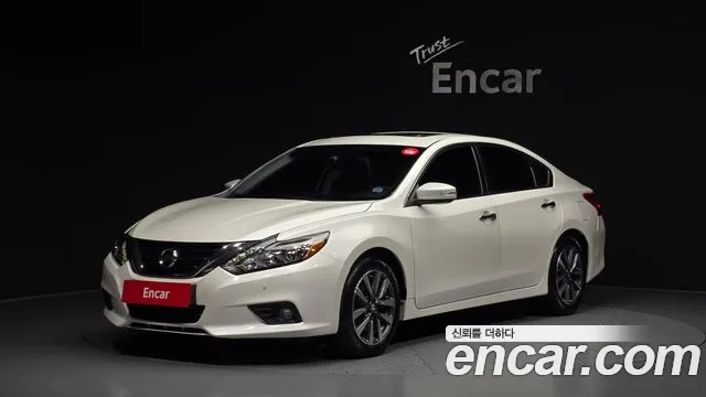 Nissan Altima