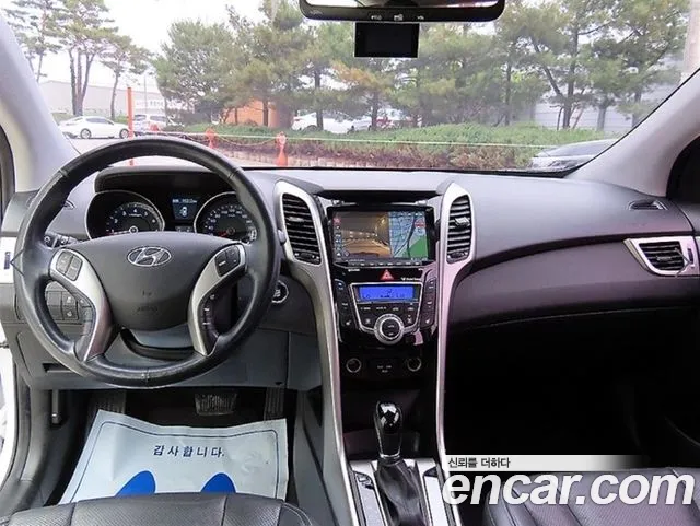 Hyundai i30 — интерьер