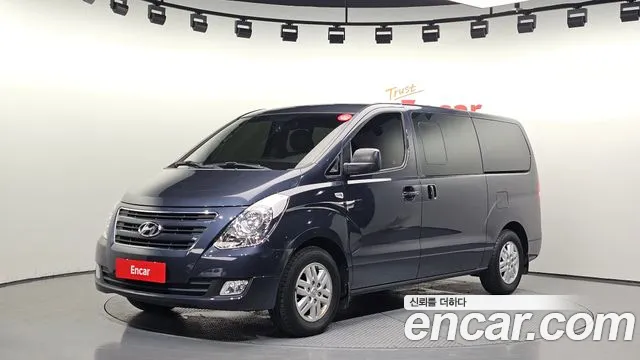 Hyundai Starex