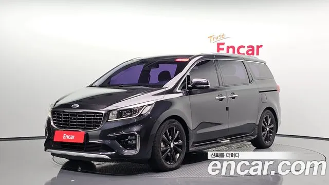 Kia Carnival — экстерьер